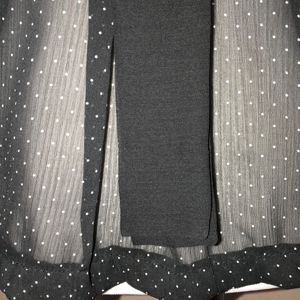 Zara Basic XS blouse with bow - Picture 5 of 5
